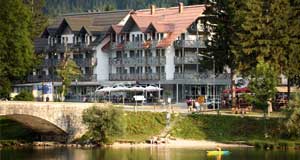 Hotel Jezero