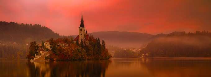 lago di bled con isola slovenia