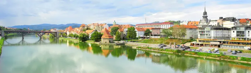 La Slovenia è una meta straordinaria per i viaggi, con un mix perfetto di cultura, natura e divertimento.