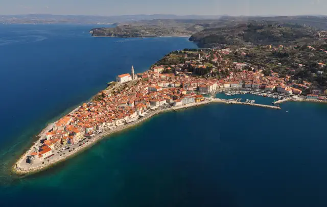 itinerario a piedi nel centro storico di Pirano