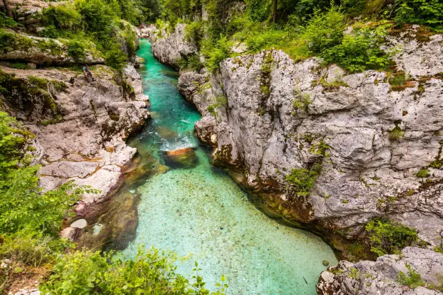 Bovec: Avventura Tra Montagne e Fiumi